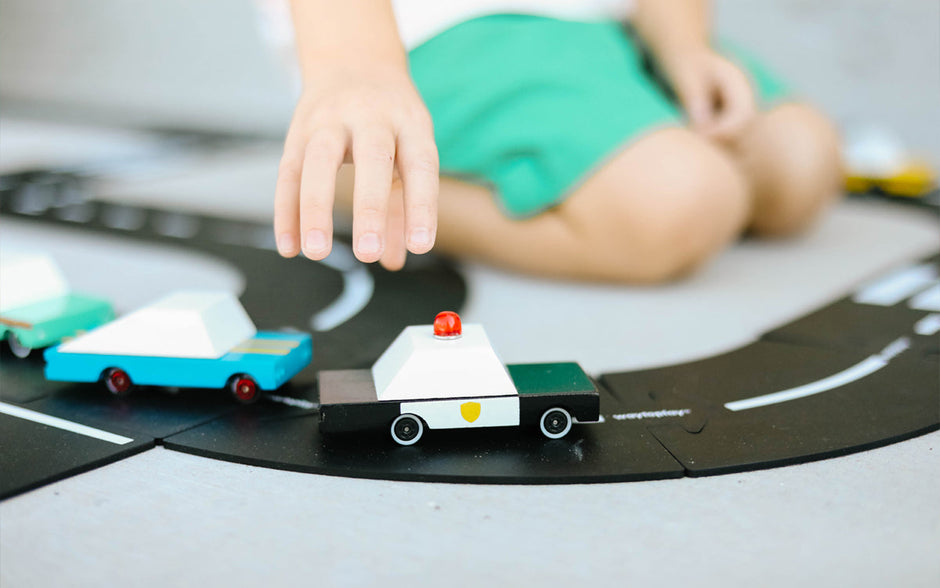 Houten politieauto, Candycar, in gebruik