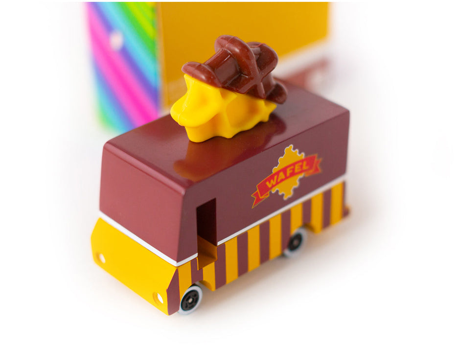 Houten speelgoedbusje met wafel-thema, Candycar, detailfoto