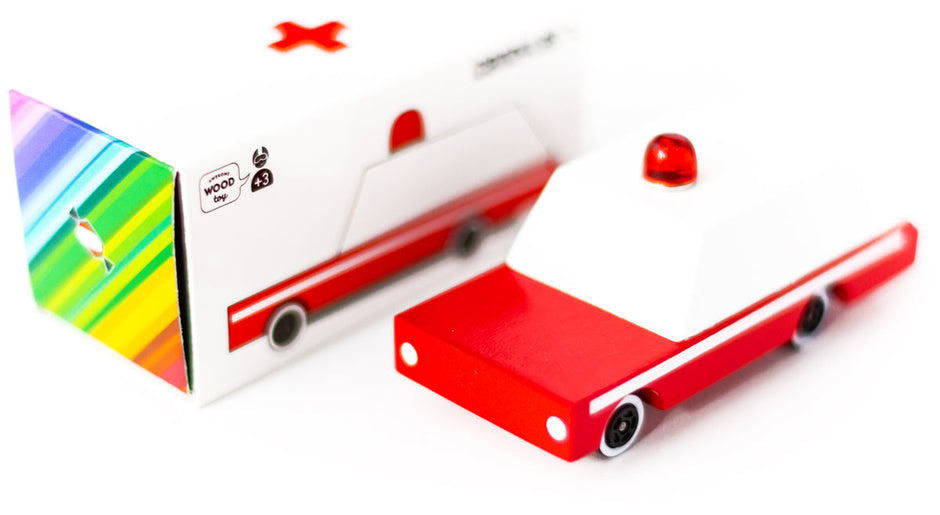 Houten speelgoedambulance, Candycar, detailfoto
