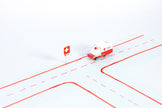 Houten ambulancebusje, Candycar, in gebruik