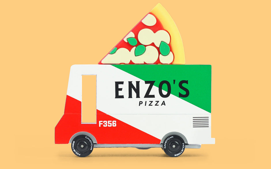 Houten pizzawagen, Candycar, in gebruik
