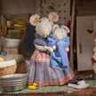 Knuffel muis Sams Moeder, detailfoto